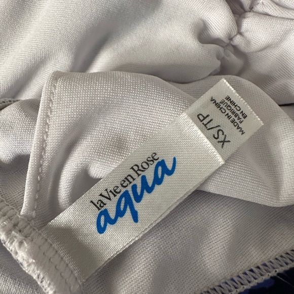 🩵 BLOSSOM Ruffle Push-up Bikini Top - Picture 4 of 4